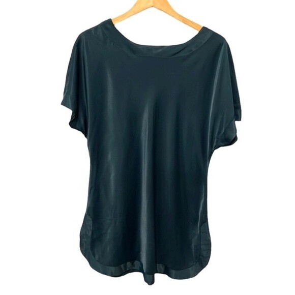 Vintage gold label Victoria Secret Hunter green satin night shirt NWT - Picture 2 of 6